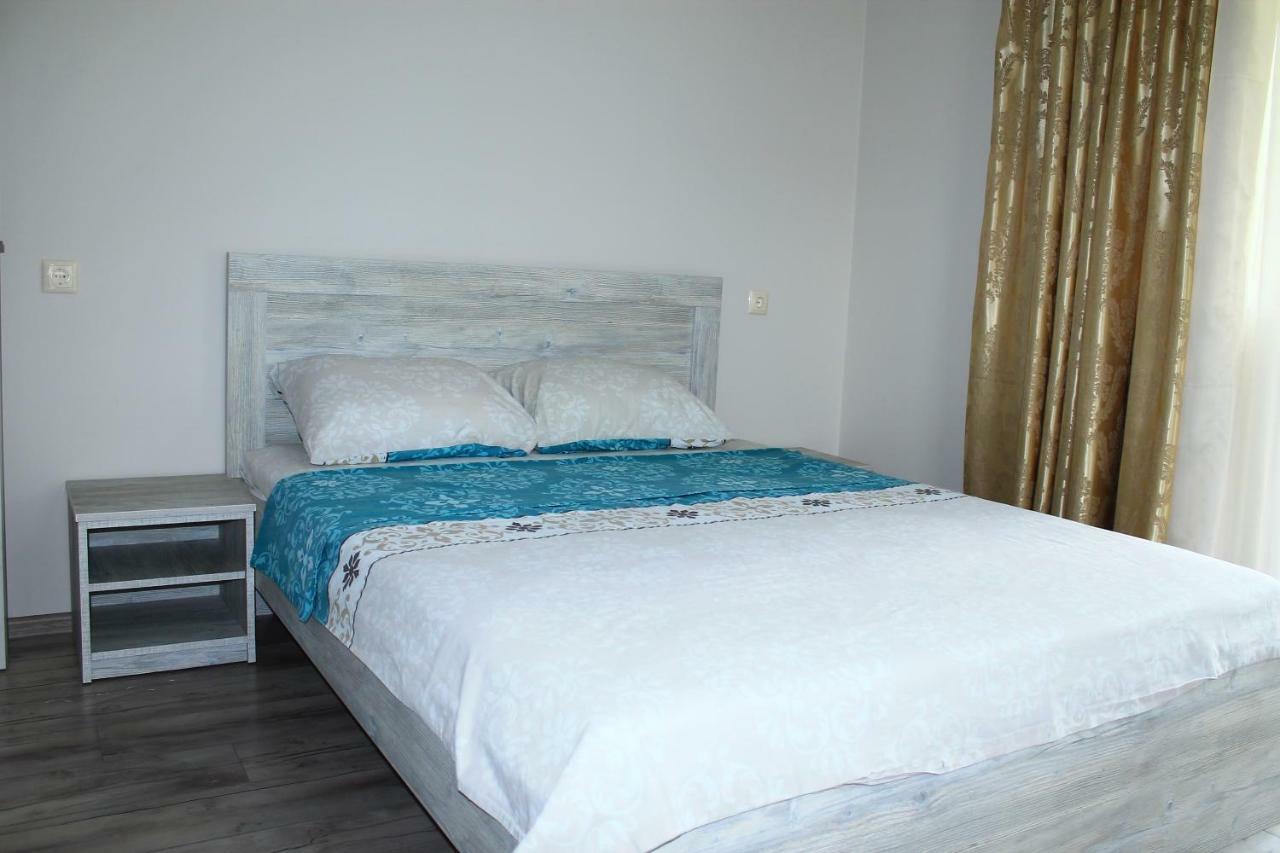 Tedo'S Guest House Makhinjauri Zimmer foto